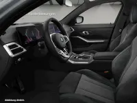 Gebraucht BMW 330 M Sport 258 PS (189 kW) 2025 Grau Kombi