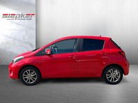 Gebraucht Toyota Yaris Basis 99 PS (72 kW) 2016 Vulcanorot Limousine