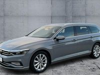 Gebraucht VW Passat Elegance 150 PS (110 kW) 2023 Grau Kombi