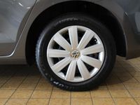 Gebraucht VW Touran Highline 150 PS (110 kW) 2016 Indiumgrau Van / Kleinbus