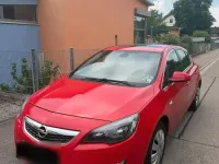 Gebraucht Opel Astra Cosmo 140 PS (102 kW) 2010 Rot Limousine