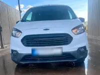 Gebraucht Ford Courier 100 PS (73 kW) 2023 Weiß Van / Kleinbus