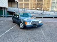 Gebraucht Mercedes E230 132 PS (97 kW) 1991 Limousine