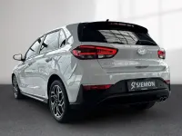 Neu Hyundai i20 Blackline 90 PS (66 kW) 2026 Weiß Limousine