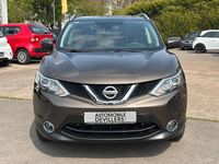 Gebraucht Nissan Qashqai 360º 163 PS (119 kW) 2015 Braun SUV