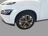 gebraucht Hyundai Kona Elektro TREND-Paket inkl. Navigationspaket