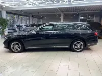 Usado Mercedes E220 Exclusive 194 CV (142 kW) 2016 Negro Berlina