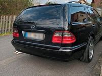 gebraucht Mercedes E430 4-Matic, S210 Kombi mit AHK und neuem TÜV