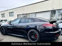 Gebraucht Porsche Panamera GTS Chrono 441 PS (324 kW) 2016 Tiefschwarzmetallic Kleinwagen