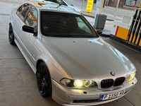 Gebraucht BMW 530 193 PS (141 kW) 2003 Silber Limousine