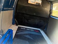 Gebraucht VW Transporter 105 PS (77 kW) 2014 Van