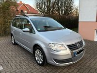 Gebraucht VW Touran 140 PS (102 kW) 2010 Silber Van / Kleinbus
