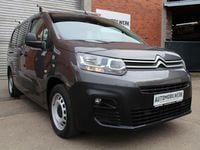 Gebraucht Citroën Berlingo 131 PS (96 kW) 2020 Grau Van / Kleinbus