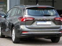 Gebraucht Ford Focus Cool & Connect 120 PS (88 kW) 2022 Grau Kombi