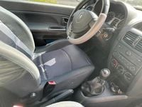 Second-hand Renault Clio II 2003 Hatchback