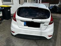 Gebraucht Ford Fiesta Trend 82 PS (60 kW) 2010 Weiß Kleinwagen