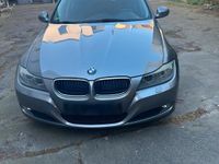 Gebraucht BMW 320 185 PS (136 kW) 2012 Silber Kombi