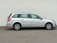 Gebraucht Opel Astra Edition 80 PS (58 kW) 2005 Silber Limousine