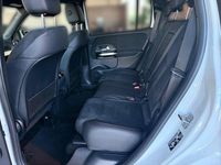 Gebraucht Mercedes GLB200 AMG 150 PS (110 kW) 2024 Weiß SUV