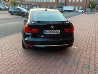 Gebraucht BMW 320 184 PS (135 kW) 2013 Schwarz Limousine