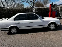 Gebraucht BMW 520 129 PS (94 kW) 1989 Weiß Limousine