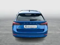 Gebraucht Skoda Octavia First Edition 150 PS (110 kW) 2022 Raceblau metallic Kombi