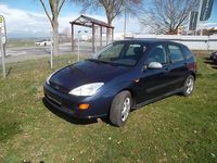 Gebraucht Ford Focus Ambiente 101 PS (74 kW) 2000 Blau Limousine