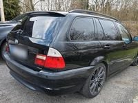 Gebraucht BMW 320 M Sport 150 PS (110 kW) 2002 Schwarz Kombi