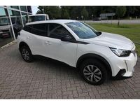 Gebraucht Peugeot e-2008 Active 100 kW (136 PS) 2022 Weiß perlmutt metallic SUV