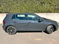 Gebraucht VW e-Golf 100 kW (136 PS) 2020 Grau Kleinwagen