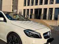 Gebraucht Mercedes A180 Edition 109 PS (80 kW) 2017 Weiß Limousine