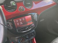 Gebraucht Opel Adam 69 PS (50 kW) 2014 Schwarz Kleinwagen