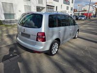 Gebraucht VW Touran 140 PS (102 kW) 2007 Silber Van / Kleinbus