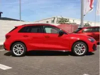 Gebraucht Audi A3 272 PS (200 kW) 2025 Rot (progressivrot metallic) Limousine