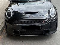 Używany Mini Cooper S Classic 178 KM (130 kW) 2024 Czarny Hatchback