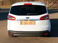 Gebraucht Ford S-MAX Titanium 140 PS (102 kW) 2012 Weiß Van / Kleinbus