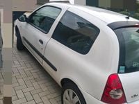 Gebraucht Renault Clio II 58 PS (42 kW) 2009 Kleinwagen