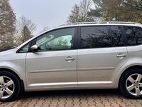 Gebraucht VW Touran Highline 105 PS (77 kW) 2010 Silber Van / Kleinbus