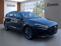 Gebraucht Hyundai i30 101 PS (74 kW) 2025 Cypress green / mic Kombi