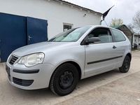 Second-hand VW Polo Trendline 60 CP (44 kW) 2008 Argintiu Hatchback