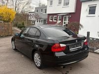 Second-hand BMW 318 129 CP (94 kW) 2006 Negru Berlinǎ