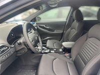 Gebraucht Hyundai i30 Advantage 101 PS (74 kW) 2024 Ecotronic grey / mic Kleinwagen