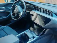 Używany Audi e-tron S-Line 230 kW (313 KM) 2022 Szary SUV