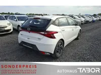 Gebraucht Hyundai i20 101 PS (74 kW) 2021 Weiß Kleinwagen