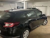 Używany Renault Mégane III Expression 90 KM (66 kW) 2012 Czarny Sedan/Limuzyna