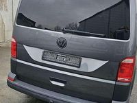 Gebraucht VW Transporter 150 PS (110 kW) 2016 Grau Van