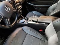 Gebraucht Mercedes ML250 204 PS (150 kW) 2011 Schwarz SUV