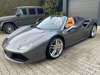 Gebraucht Ferrari 488 670 PS (492 kW) 2016 Grau Cabrio