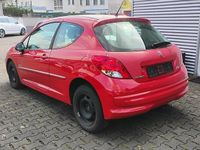 Gebraucht Peugeot 207 95 PS (69 kW) 2012 Rot Kleinwagen
