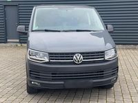 Gebraucht VW Transporter 179 PS (131 kW) 2015 Grau Van